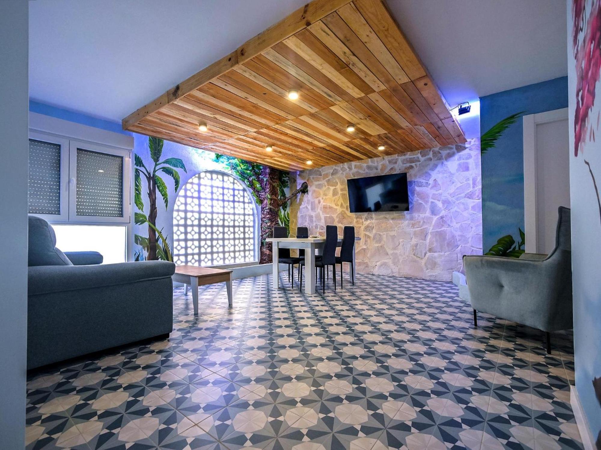 Apartamentos Nirvana Y Averno Águilas Екстериор снимка